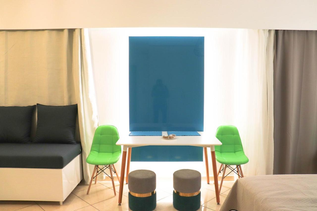 The Sky Yard Eclectic Studios Rhodes City المظهر الخارجي الصورة