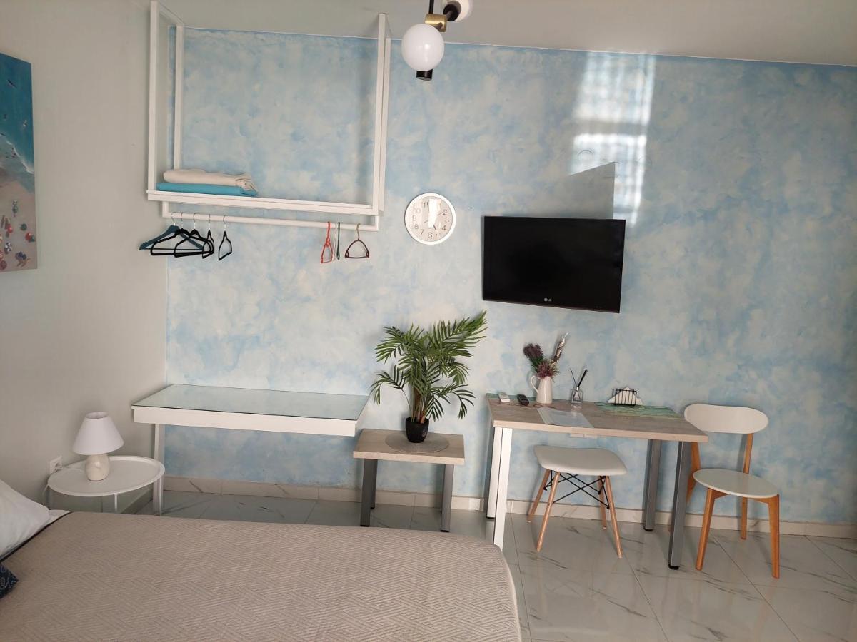 The Sky Yard Eclectic Studios Rhodes City المظهر الخارجي الصورة