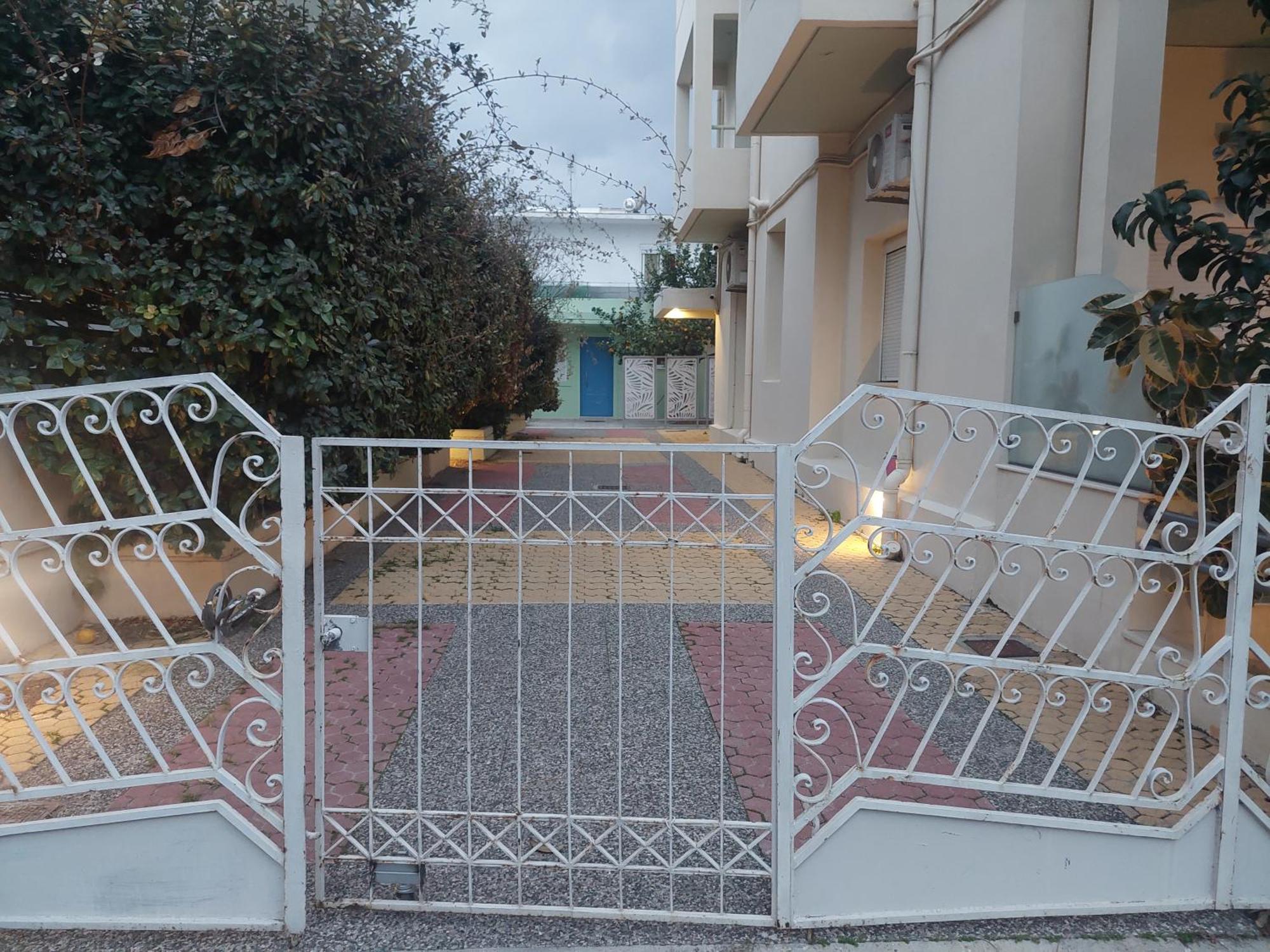 The Sky Yard Eclectic Studios Rhodes City المظهر الخارجي الصورة
