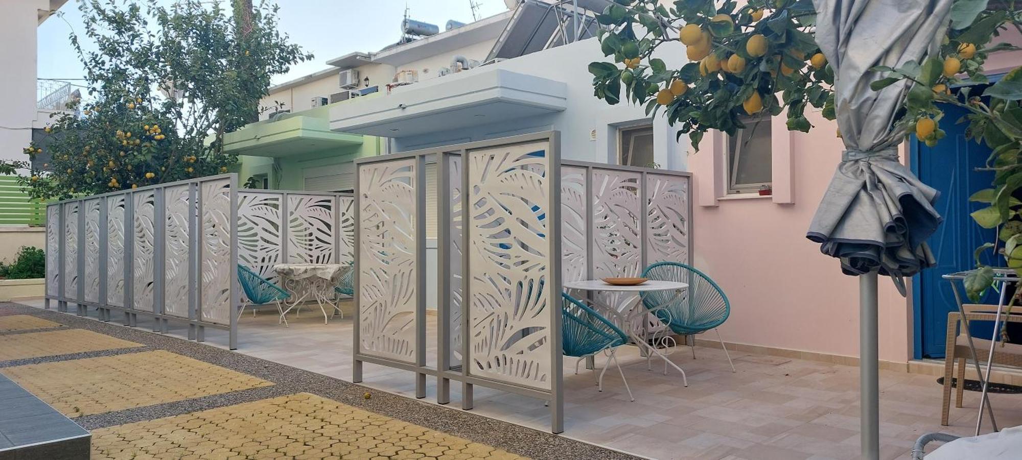 The Sky Yard Eclectic Studios Rhodes City المظهر الخارجي الصورة