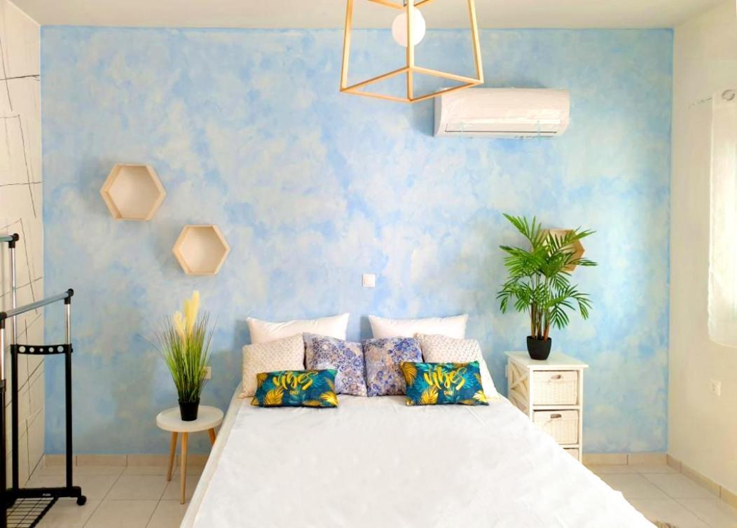 The Sky Yard Eclectic Studios Rhodes City المظهر الخارجي الصورة